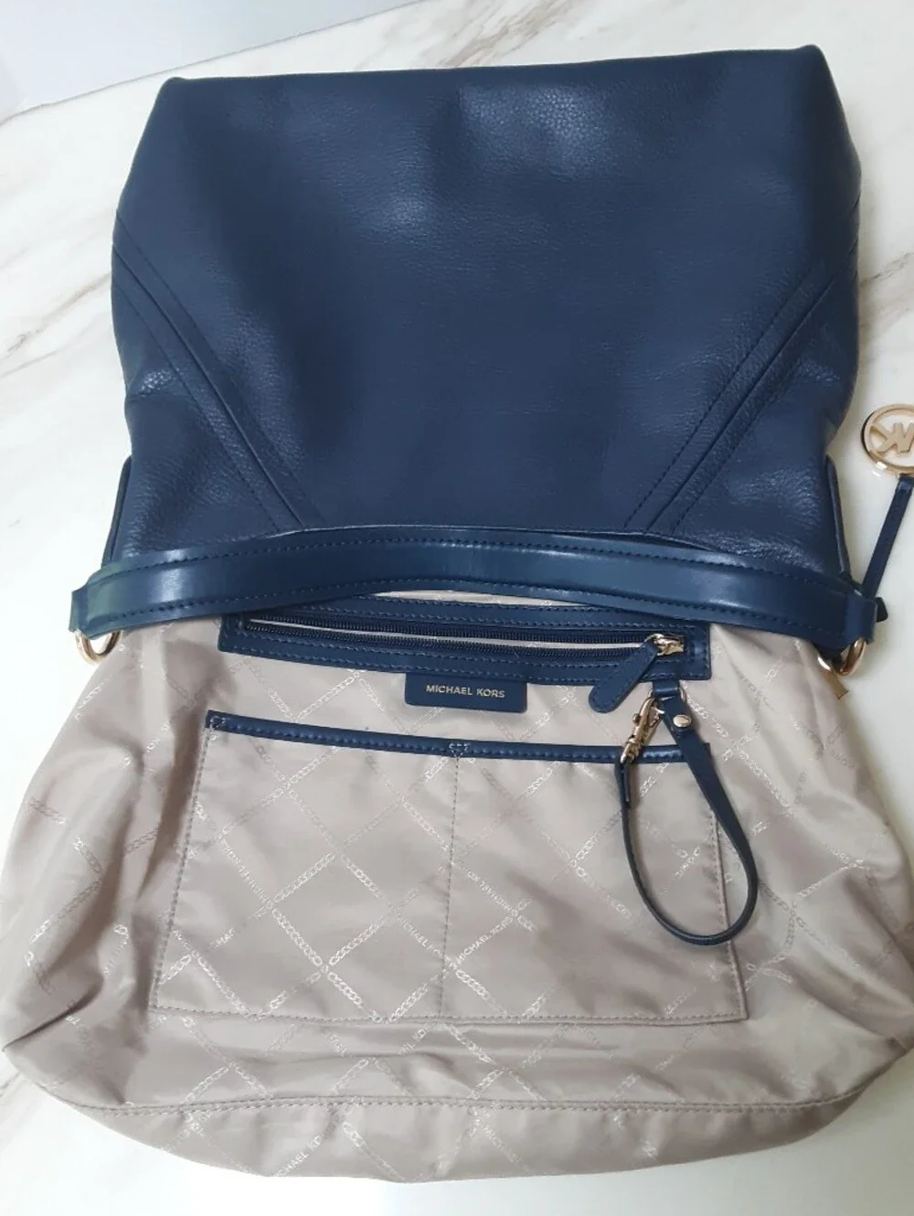MICHAEL KORS Aria Navy Blue Pebble Leather Hobo Shoulder Bag - EUC